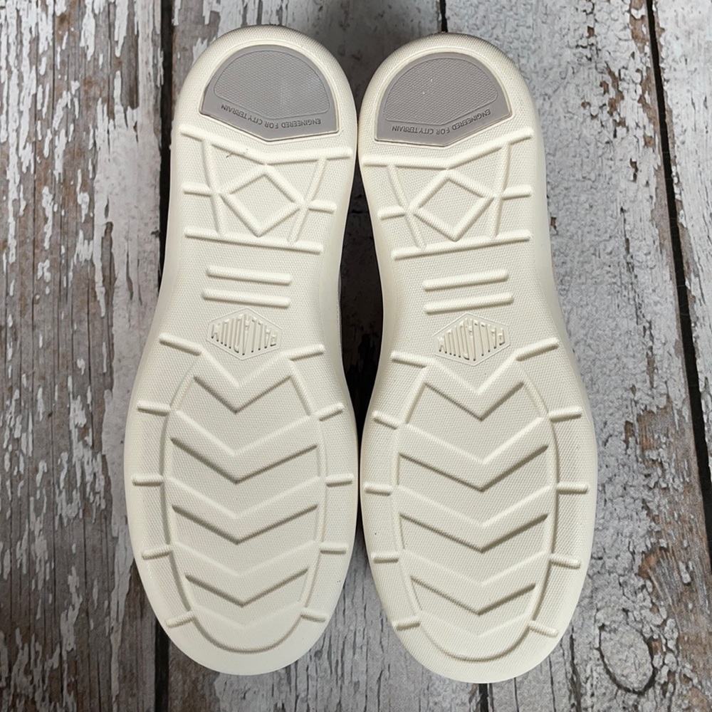 Palladium Women's Wander Lace Suede Sneaker - Picture 3 of 13